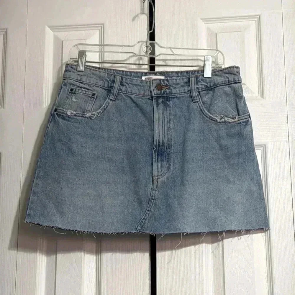 Zara denim mini short jean skirt size large
